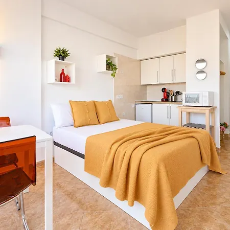 Sea & Mountain Front Line By 10tosea Fuengirola