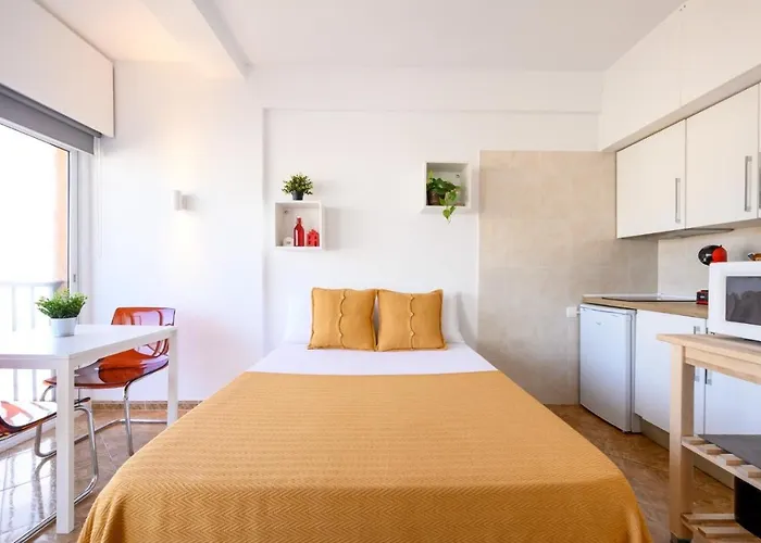 Apartment Sea & Mountain, Front Line, 1 Min To By 10tosea Fuengirola