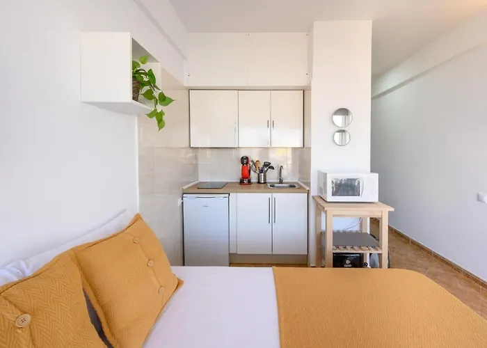 Apartment Sea & Mountain, Front Line, 1 Min To By 10tosea Fuengirola